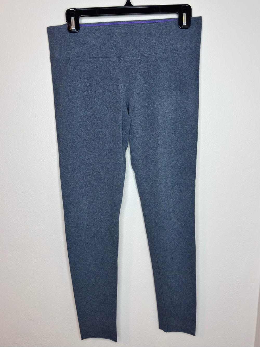 Tna Aritzia Atmosphere Chill Leggings Heathered Grey Soft Purple Logo Y2K